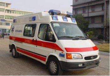 同江县救护车租赁